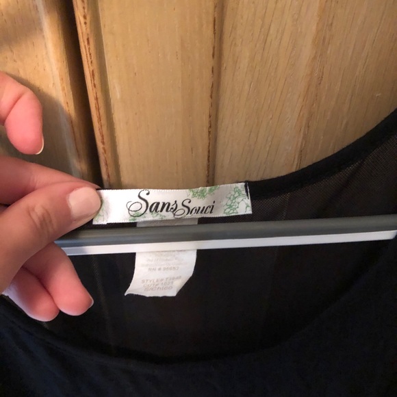 Flowy Black Tank - Picture 3 of 5